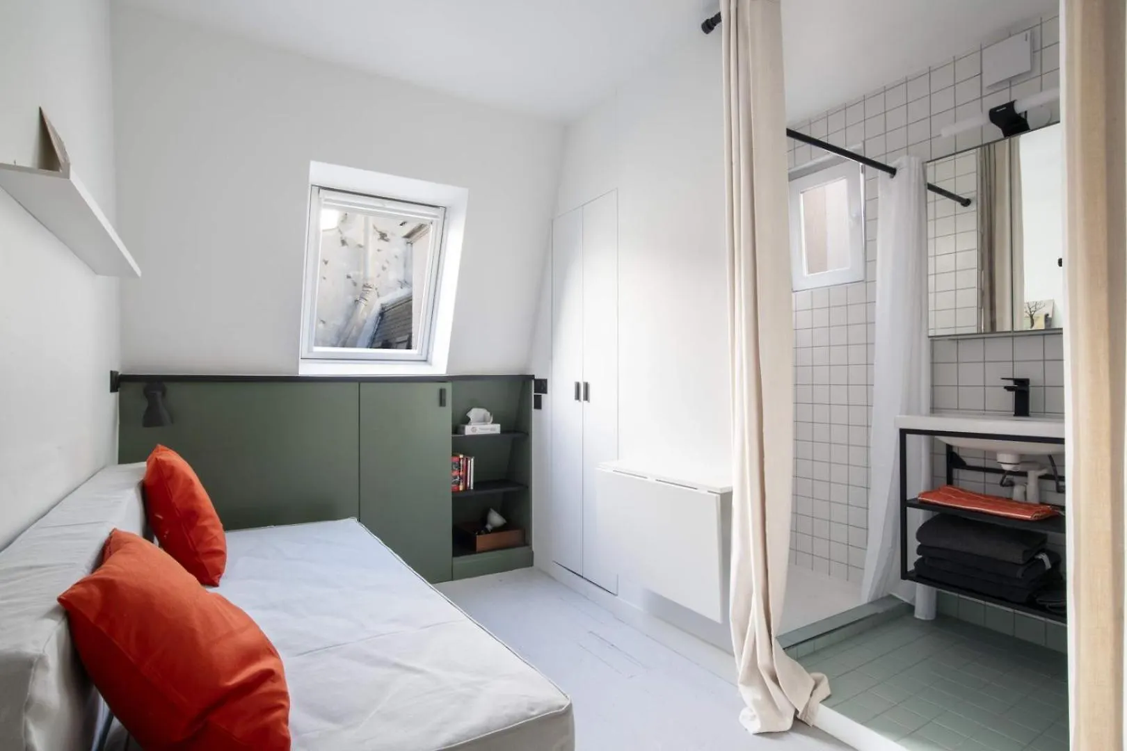 Апартаменты Tiny House Paris In Love