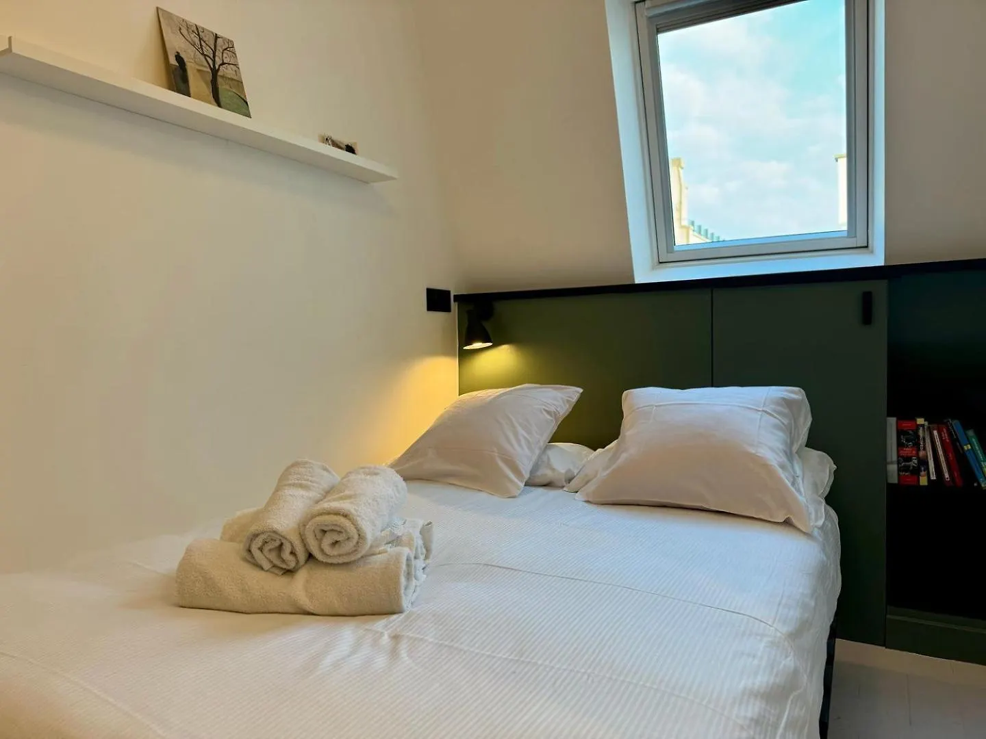 Tiny House Paris In Love